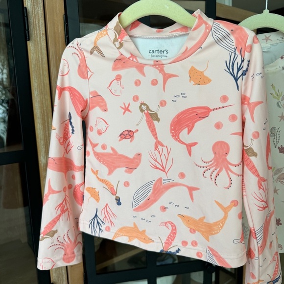 Lot of 3 Swimsuit top rashguards toddler girl ocean animals h&m mermaids - Picture 9 of 10